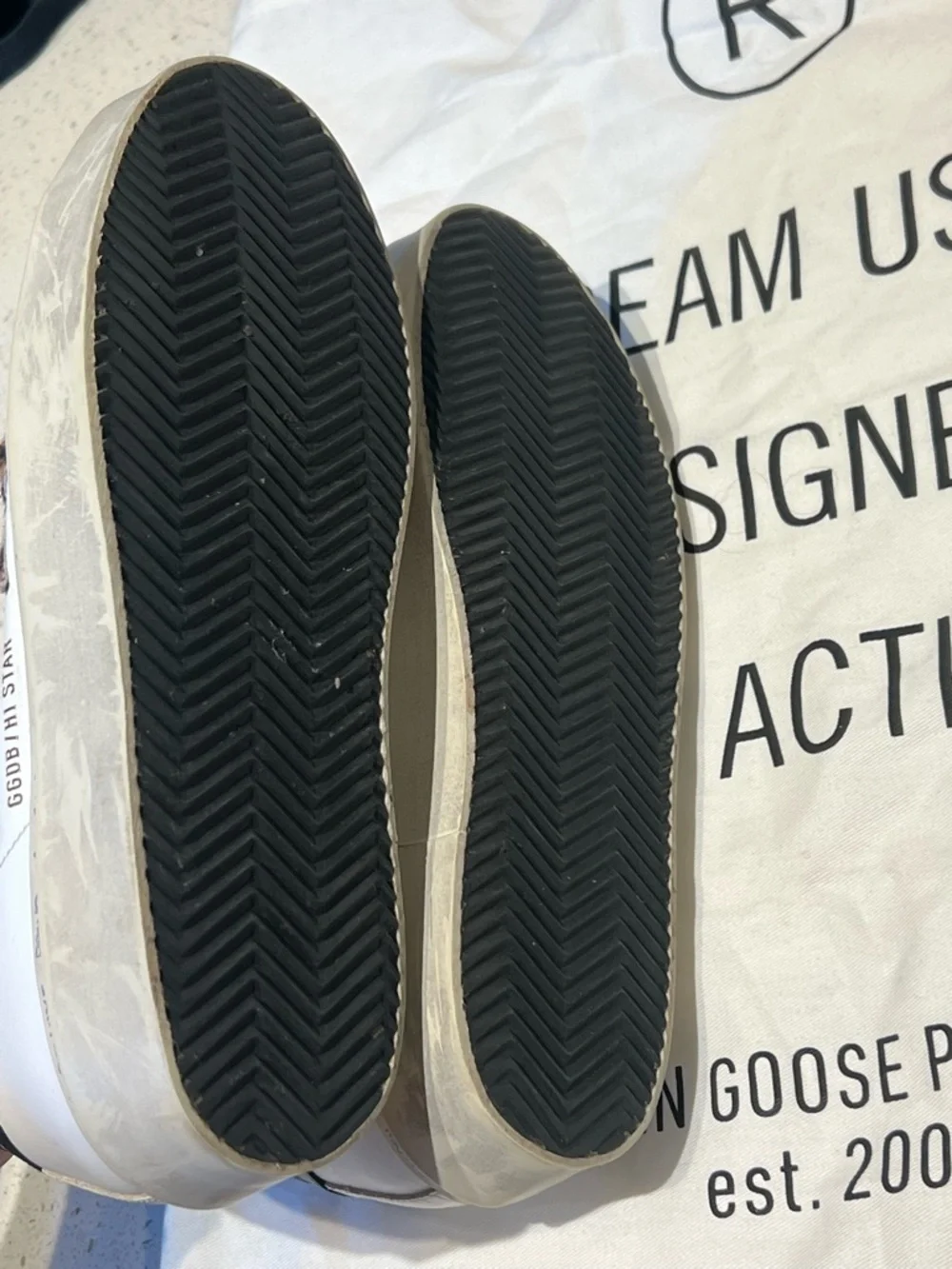 Golden Goose hi star White Leather Sneakers with Leopard Star Accent - Picture 12 of 12